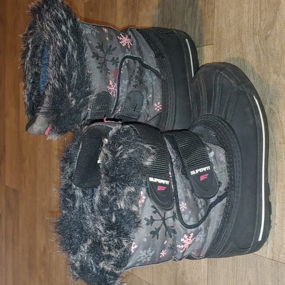 Superfit Girls Size 1 Winter Boots Waterproof